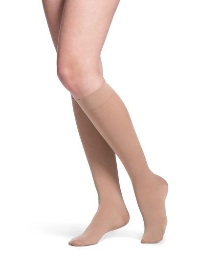 Women's Style Soft Opaque Calf 20-30mmHg - Image 9